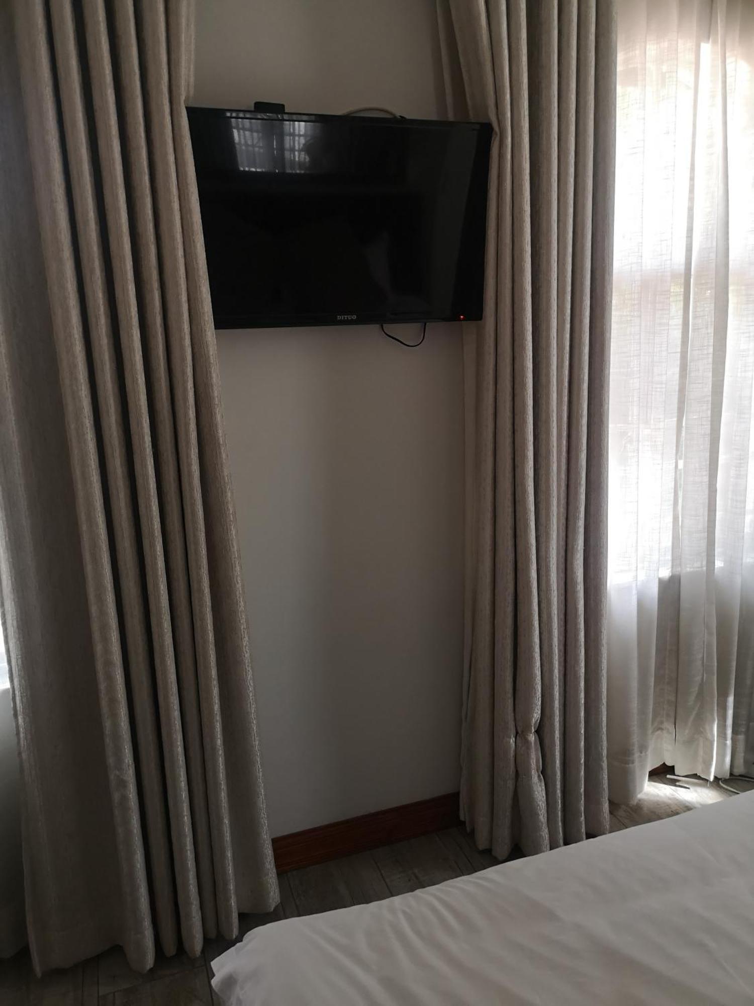 Lotus Guest House Johannesbourg Extérieur photo