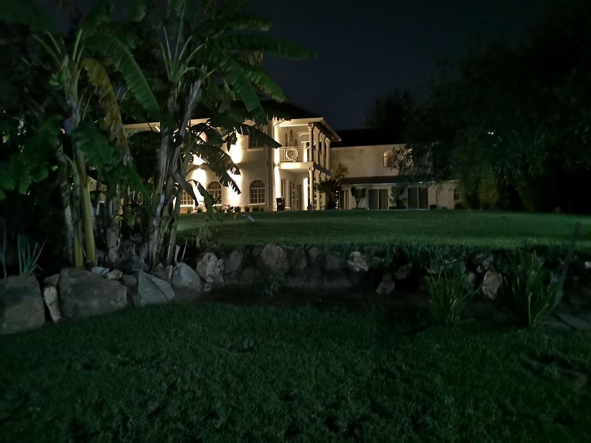 Lotus Guest House Johannesbourg Extérieur photo